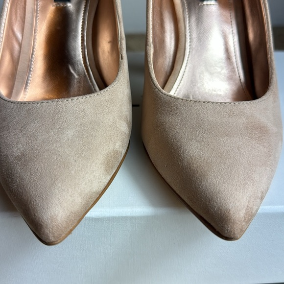 NWOT • Nine West • Women's Tunips Pointy Toe Pump • Barely Nude/Rhinestone • 8M - Picture 12 of 17